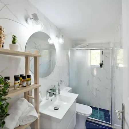 Olivo II Luxury Apartment Hydra  Exterior photo